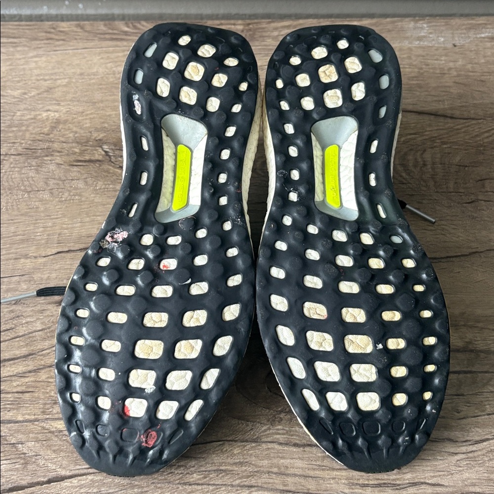Adidas ultraboost Men's Athletic Shoes size 11 - Picture 8 of 10